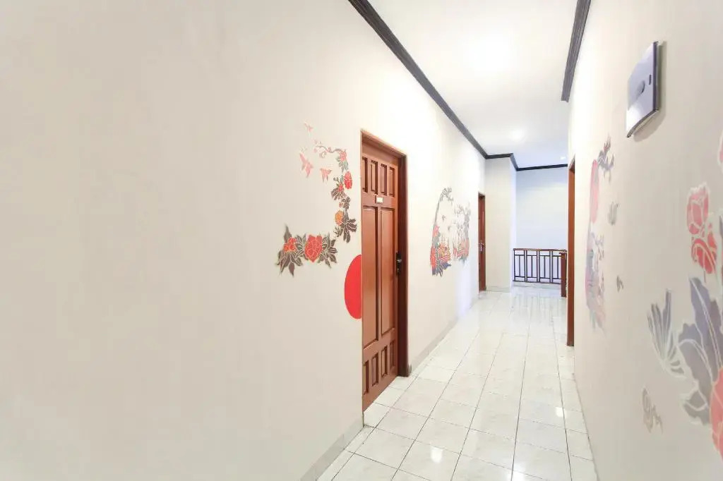Santo Guest House