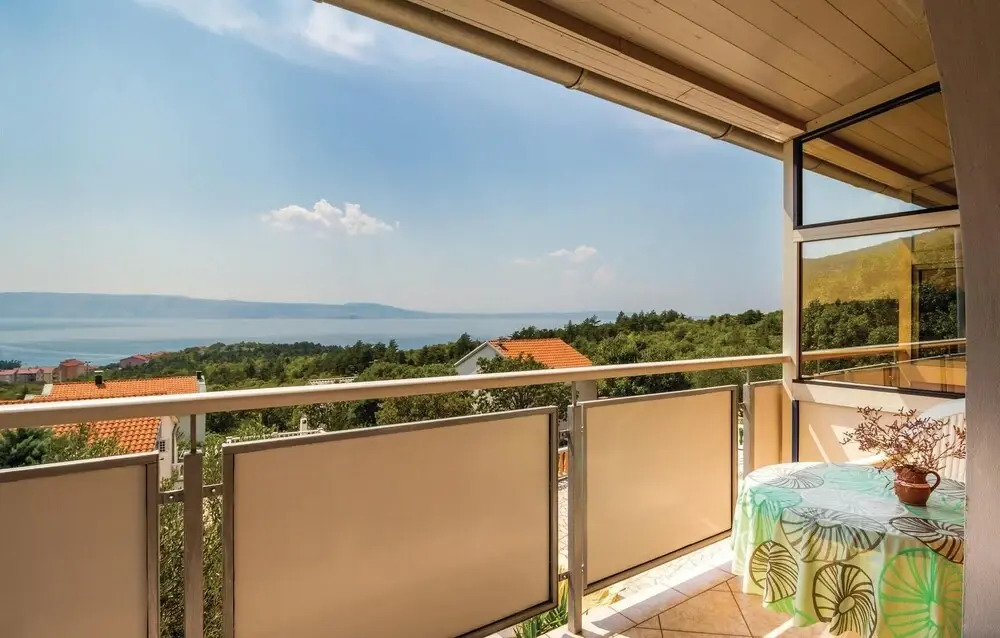Beautiful Home in Klenovica With 7 Bedrooms and Wifi