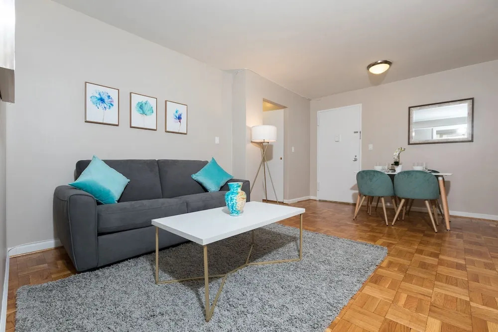 2 Bed Apt Ideally Located in UES of Manhattan
