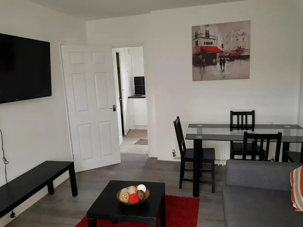 Barnfield Place