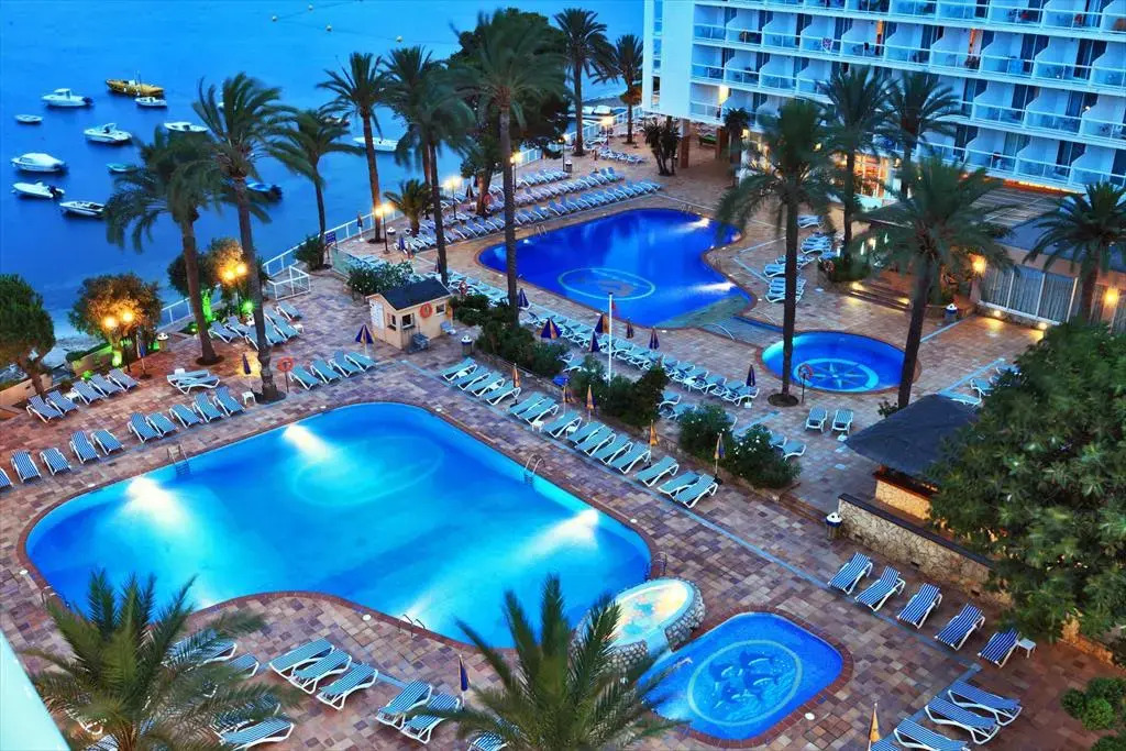 Sirenis Hotel Tres Carabelas & SPA