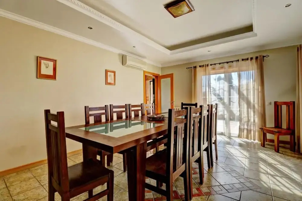 Villa - 5 Bedrooms with Pool and WiFi - 107490