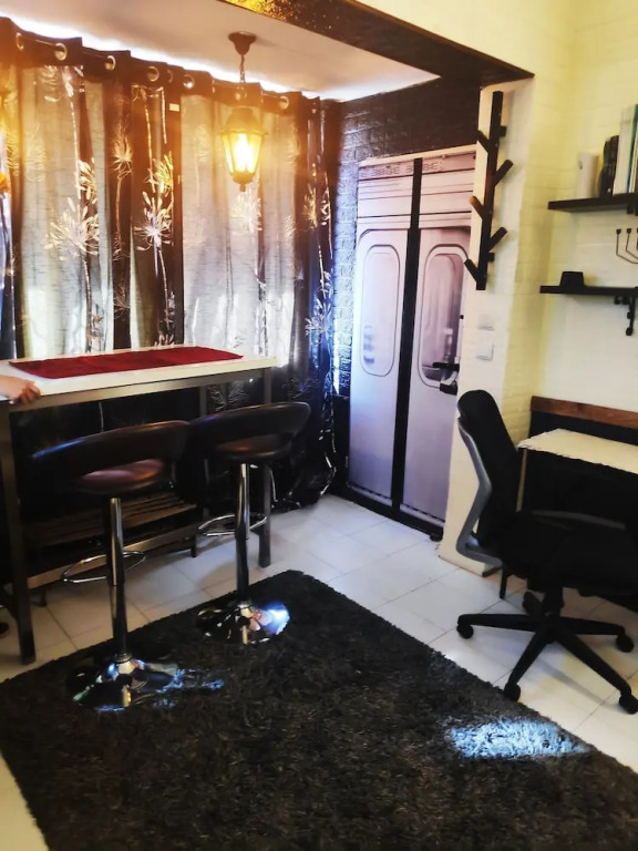 Premium Studios Carmel Market