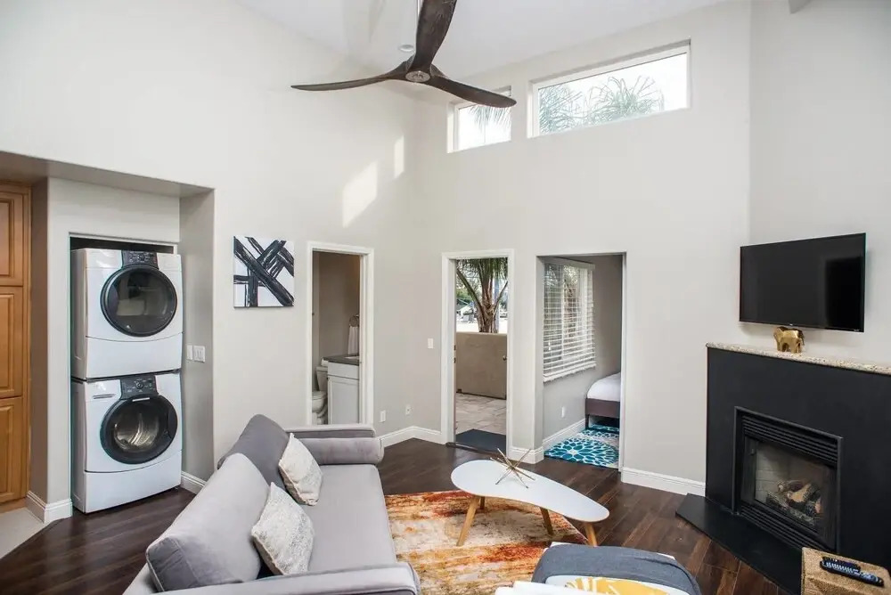 Modern 3br/3ba PB Home w/ Rooftop by Domio