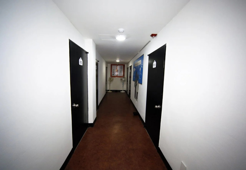 Ekonomy Hotel