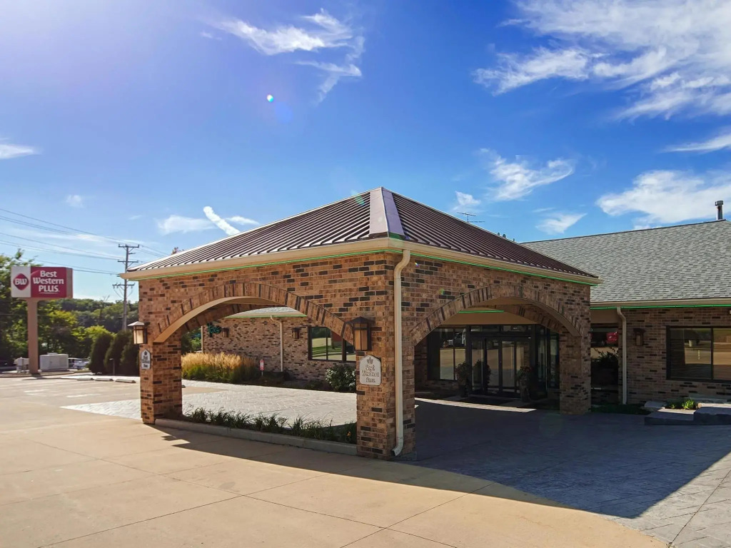 Antioch Hotel & Suites