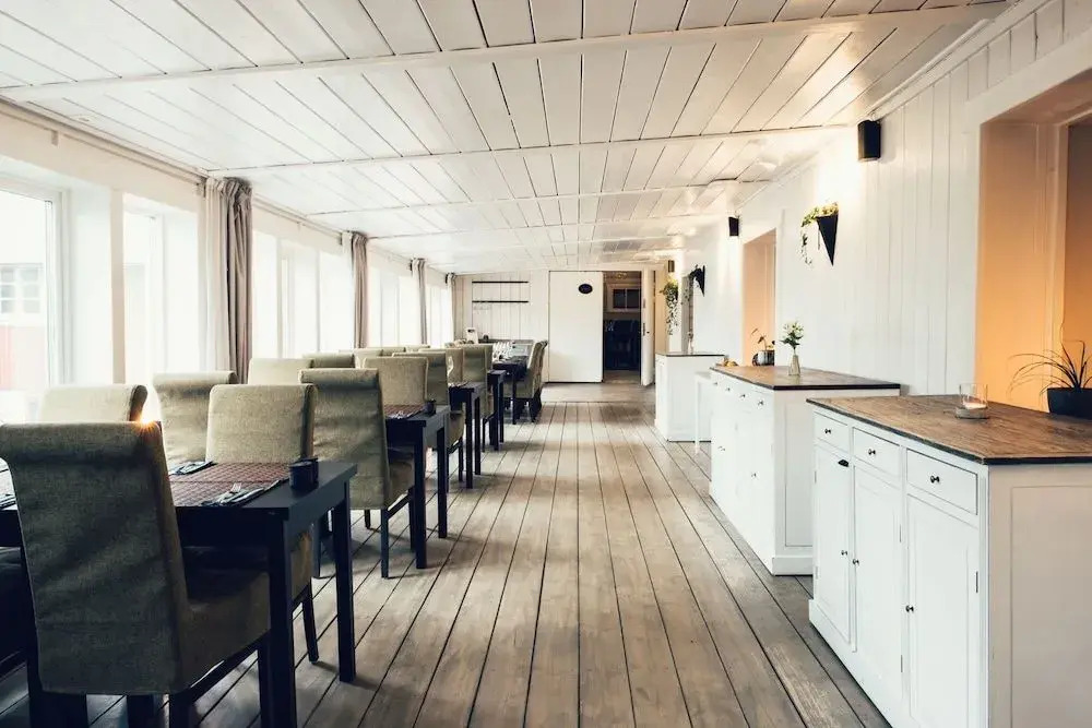 Ästad Vingård