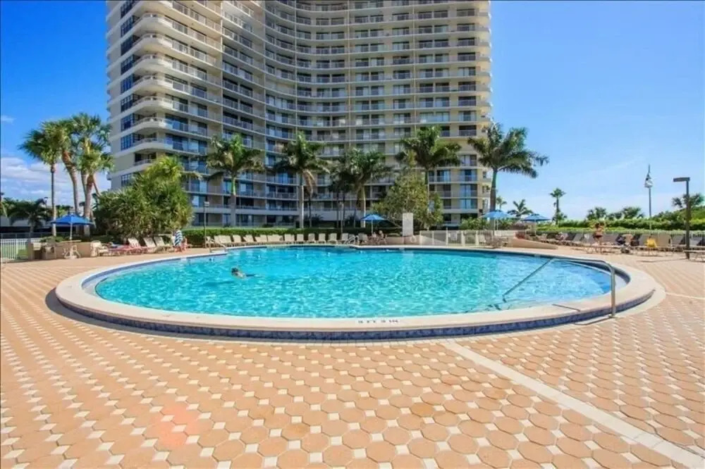 Sst3-1901 - South Seas Tower 2 Bedroom Condo by Redawning