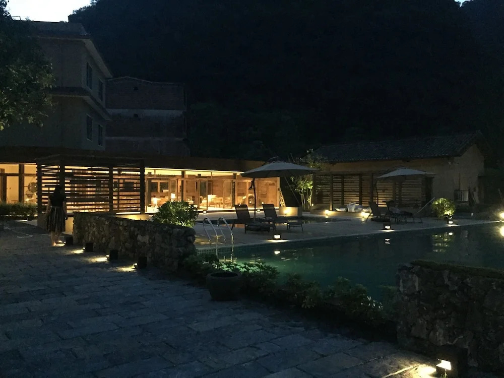 Yangshuo Vision Villa-One way Airport Free pick up over 4 nights