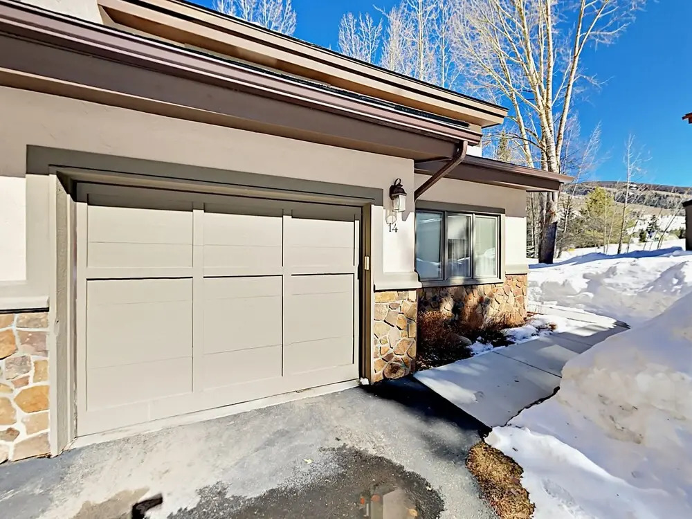4682 Meadow Dr Townhouse Unit 14 3 Bedrooms 3 Bathrooms Townhouse