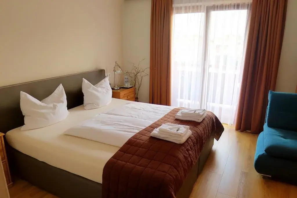 Aparthotel Viktorias Home