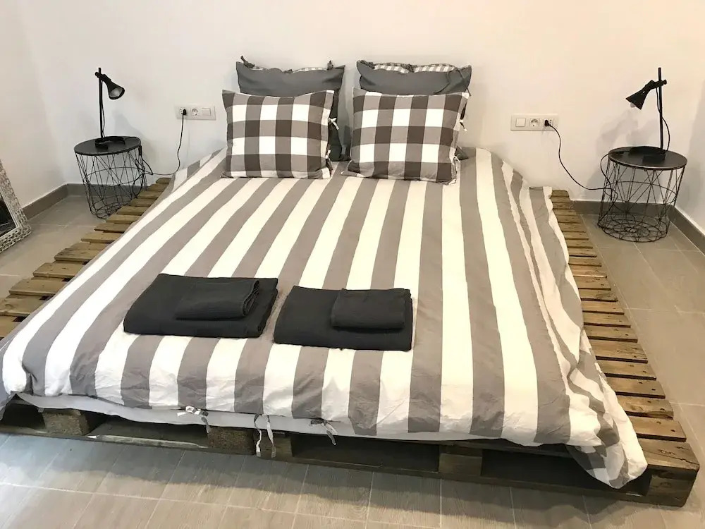 LSWhite Apartment