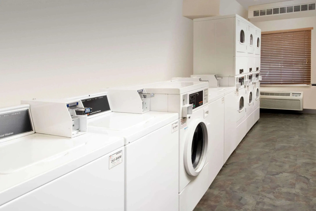 Woodspring Suites
