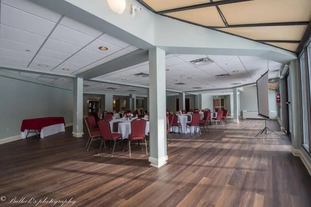 Shawnee Inn and Golf Resort