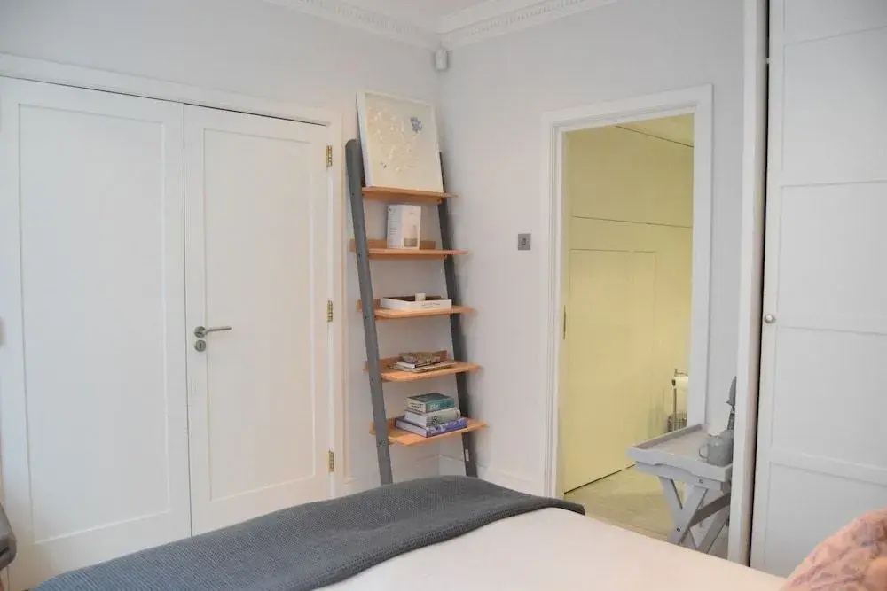Kensington Luxury - 2 Bedrooms