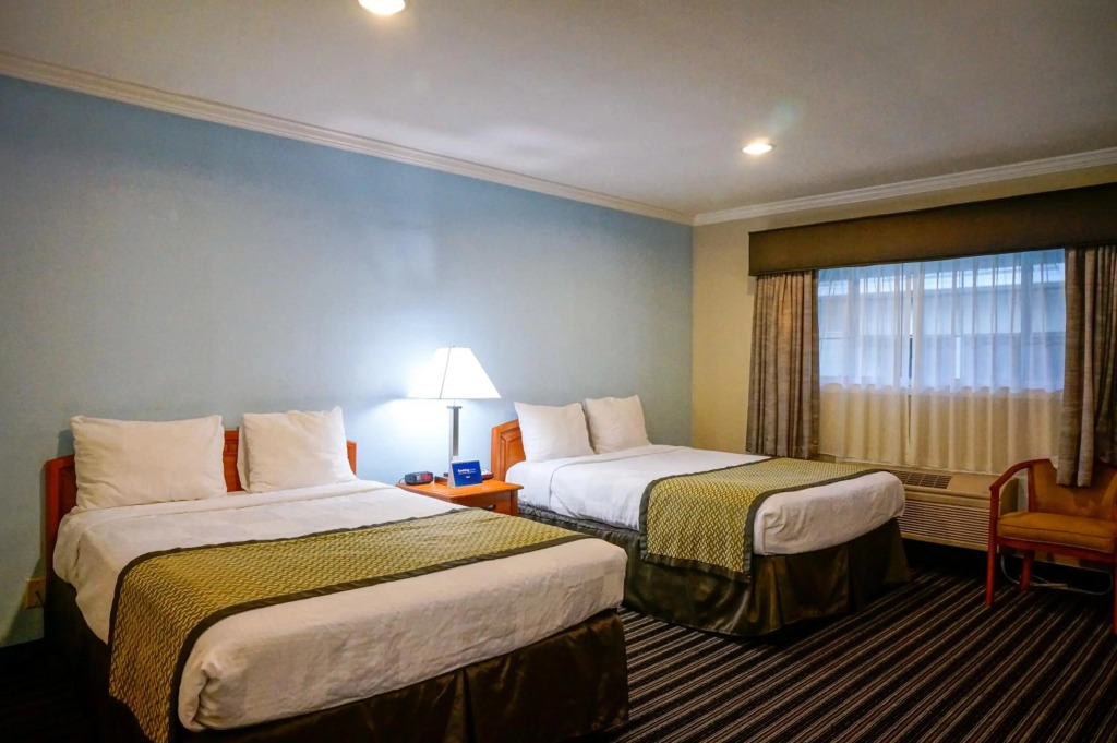 Hotel Parmani Near Stanford University