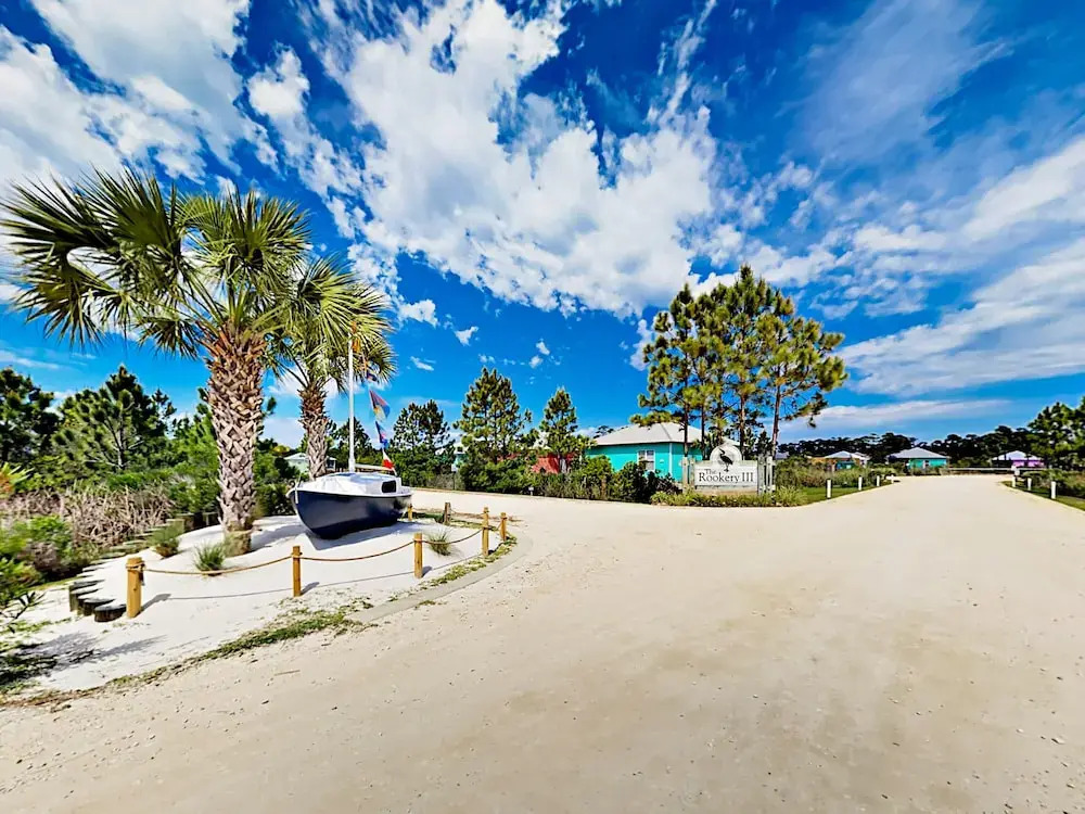 Brand-new In Wildlife Refuge, Near Beach 3 Bedroom Cottage