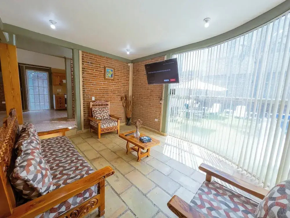 New Family House. Pool & BBQ Area
