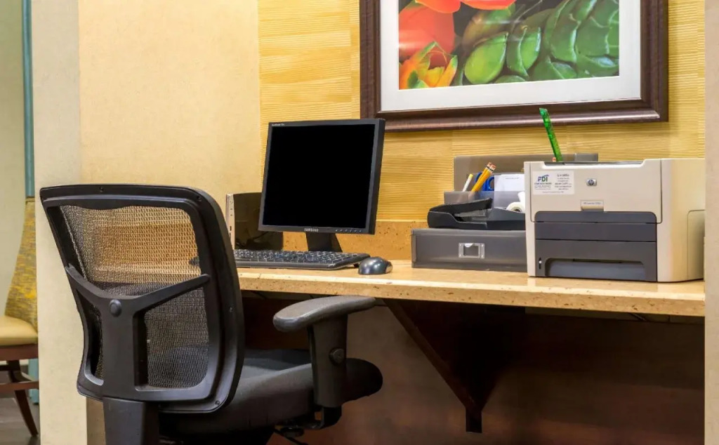Days Inn and Suites Scottsdale