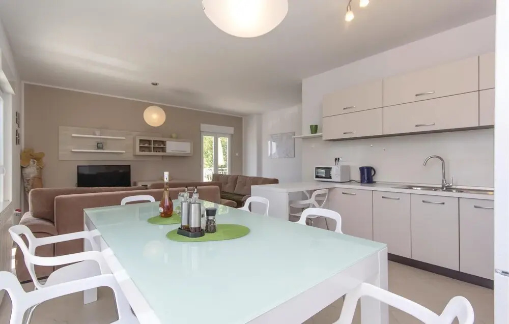 Beautiful Home in Medulin With Wifi and 3 Bedrooms