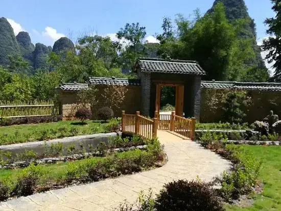 Yangshuo Xining Ge Inn (Yulong River National Tourist Resort)