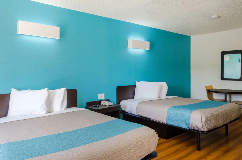 Motel 6-Mobile, AL
