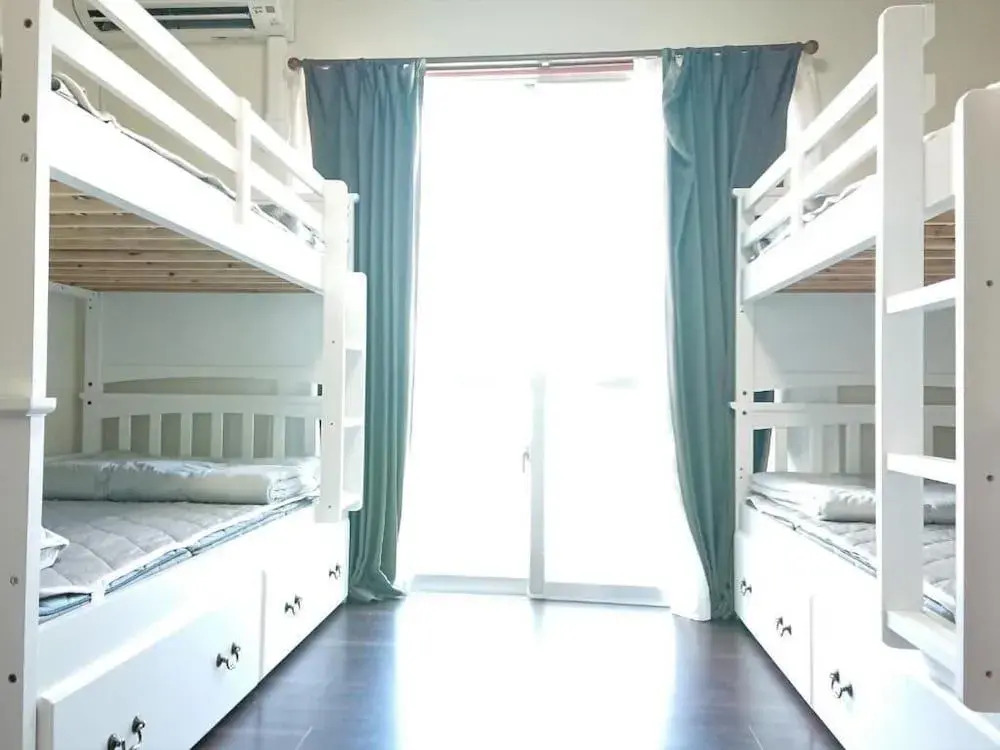 Yenn's Marina Inn Zamami Condominium