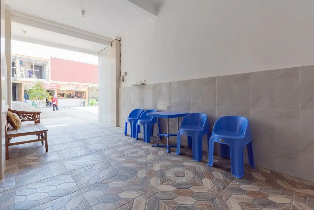 Urbanview Aurel House Cirebon