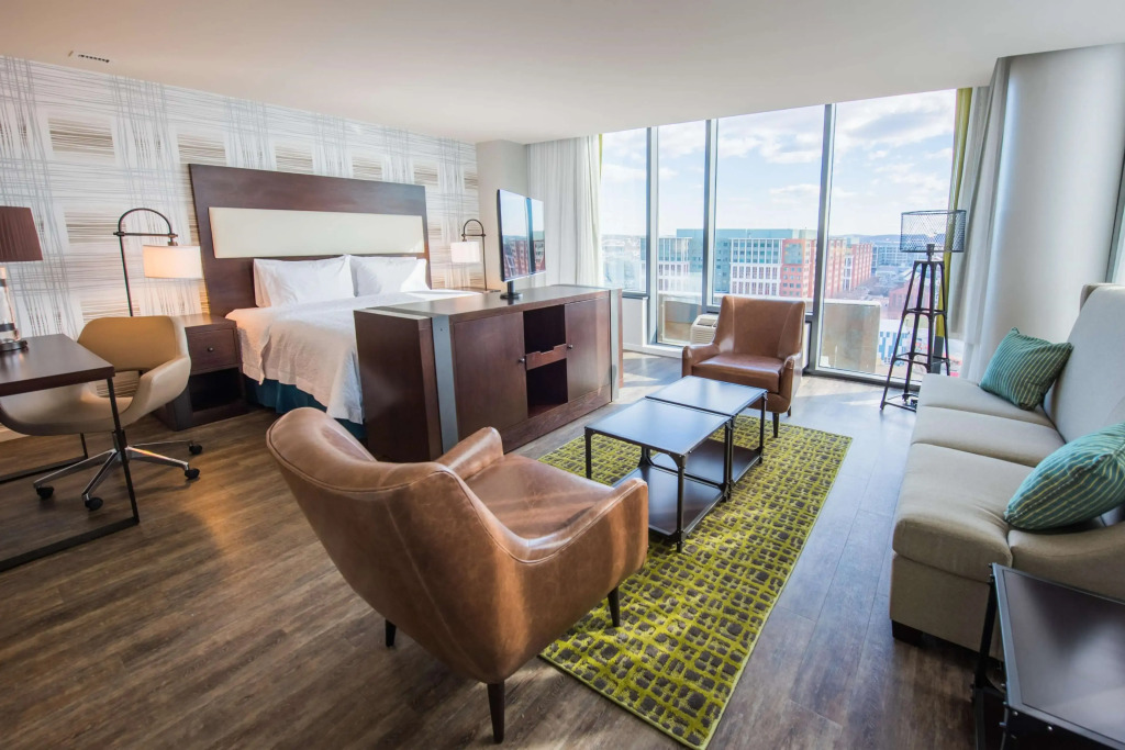 Hampton Inn & Suites Washington, D.C. - Navy Yard