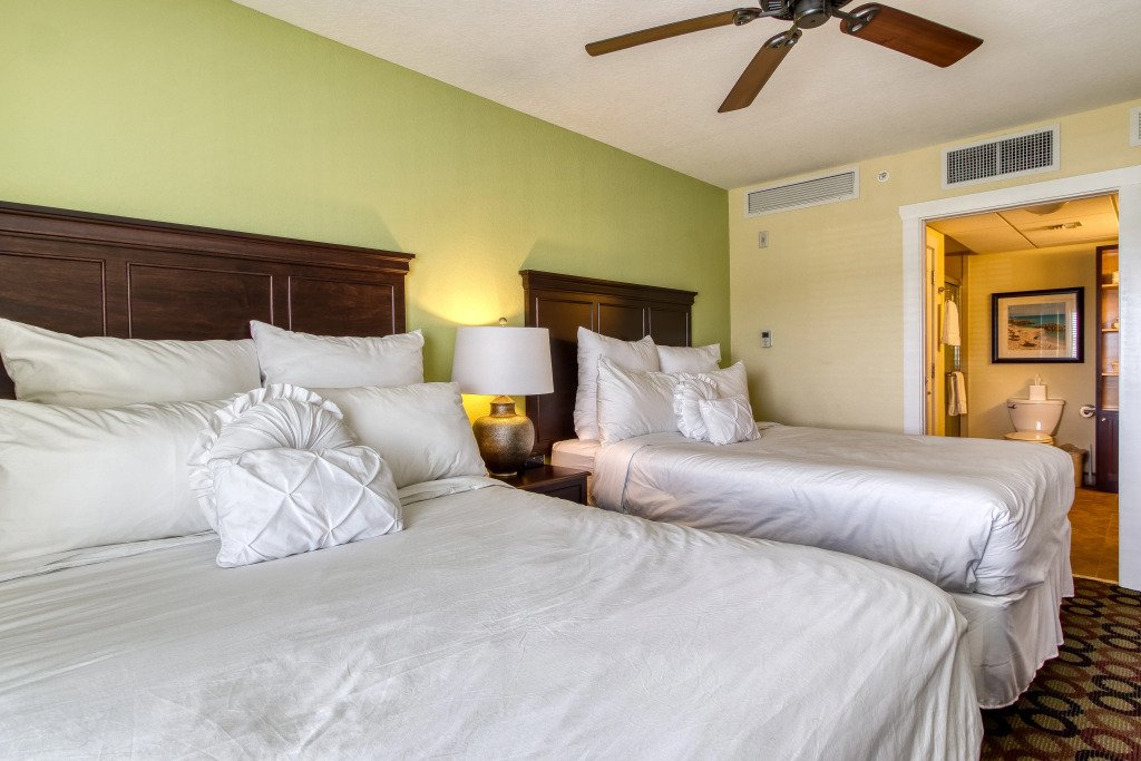 Harbourside Resort, a New Hotel Collection Property