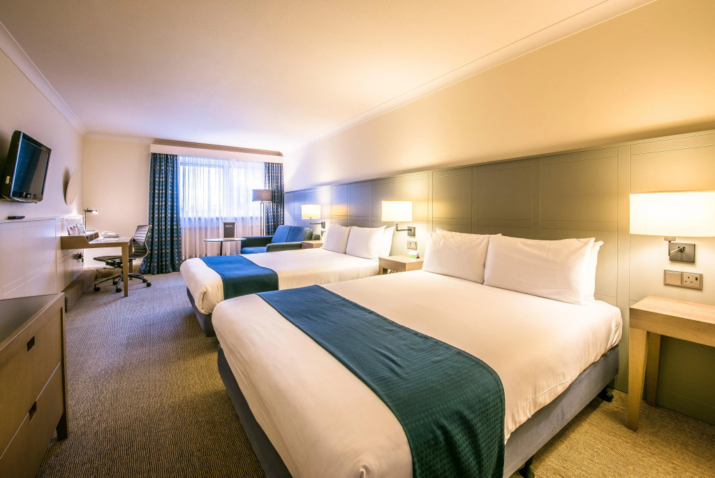 Holiday Inn Cambridge by IHG