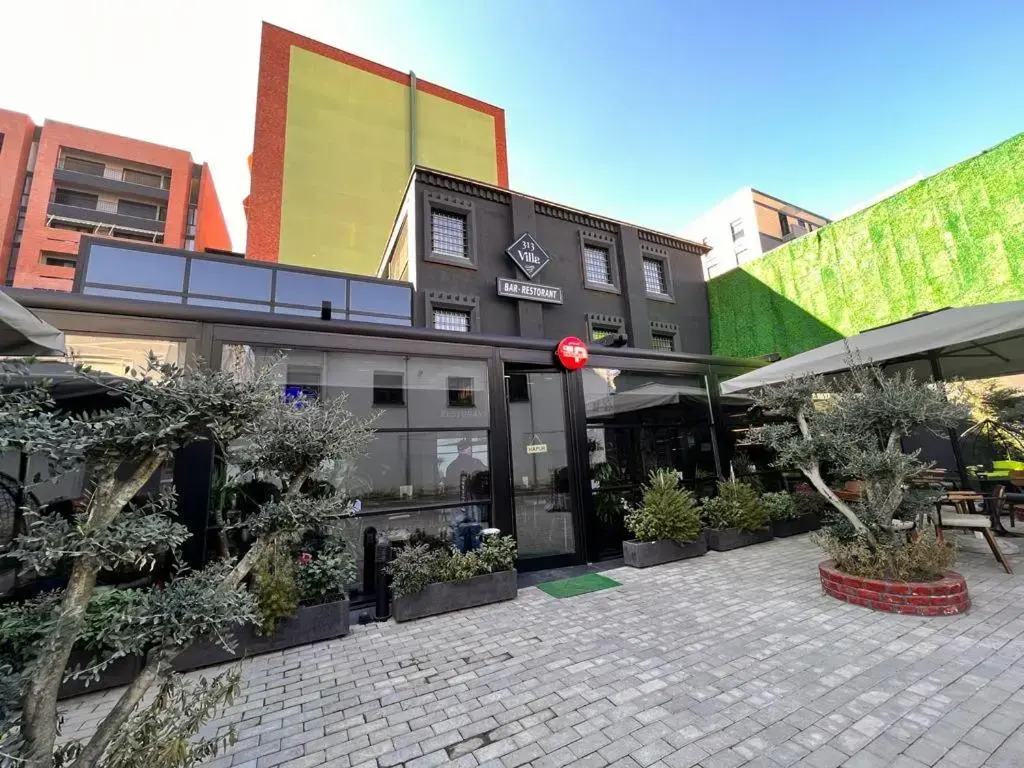Central Villa313