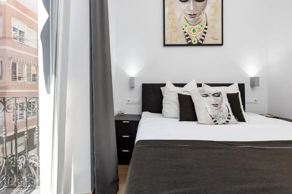 Pinzon Studios & Penthouse