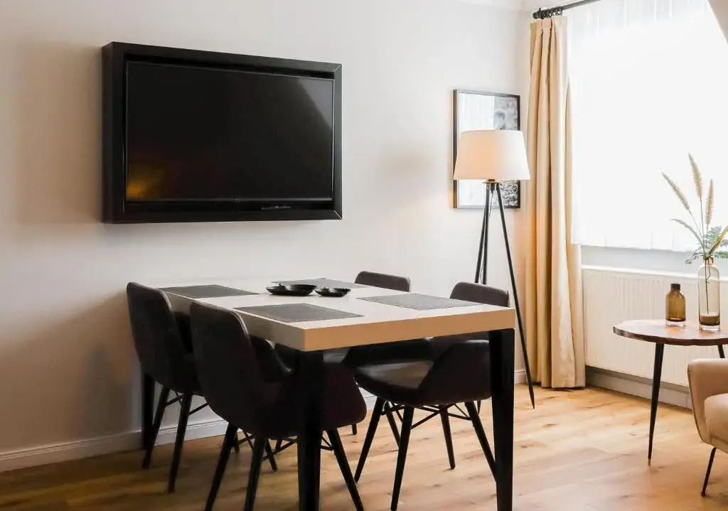 Gemütliche & moderne Ferienwohnung - nur 7 Gehminuten vom Strand entfernt, inklusive Parkplatz und Gartenzugang