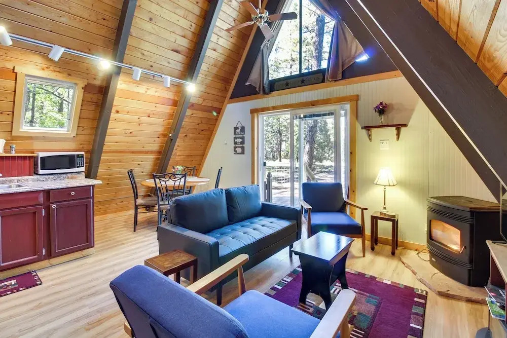 A-frame Cabin w/ Deck & Grill in Pinetop!