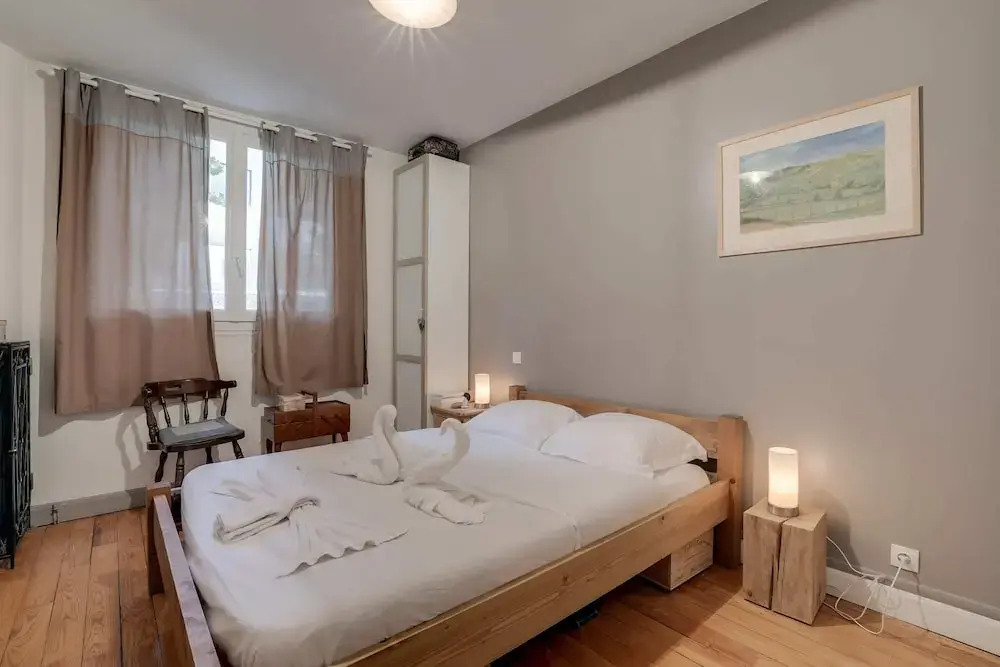 2 bedroom family apartment for 4 people by GuestReady