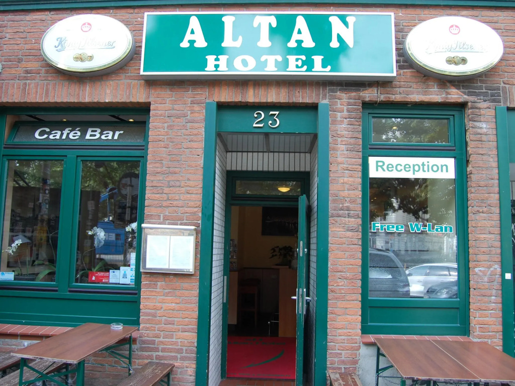 Altan Hotel