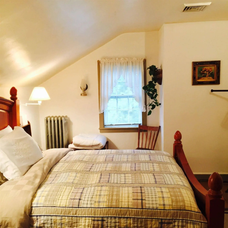 The Borland House Inn