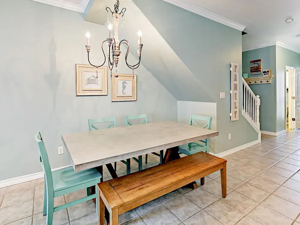 15102 Leeward Drive Condo Unit 603 3 Bedrooms 2.5 Bathrooms Condo