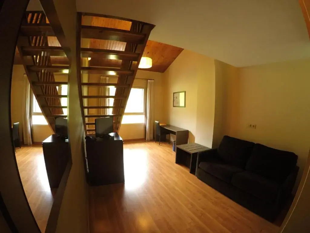 Somriu Hotel Vall Ski