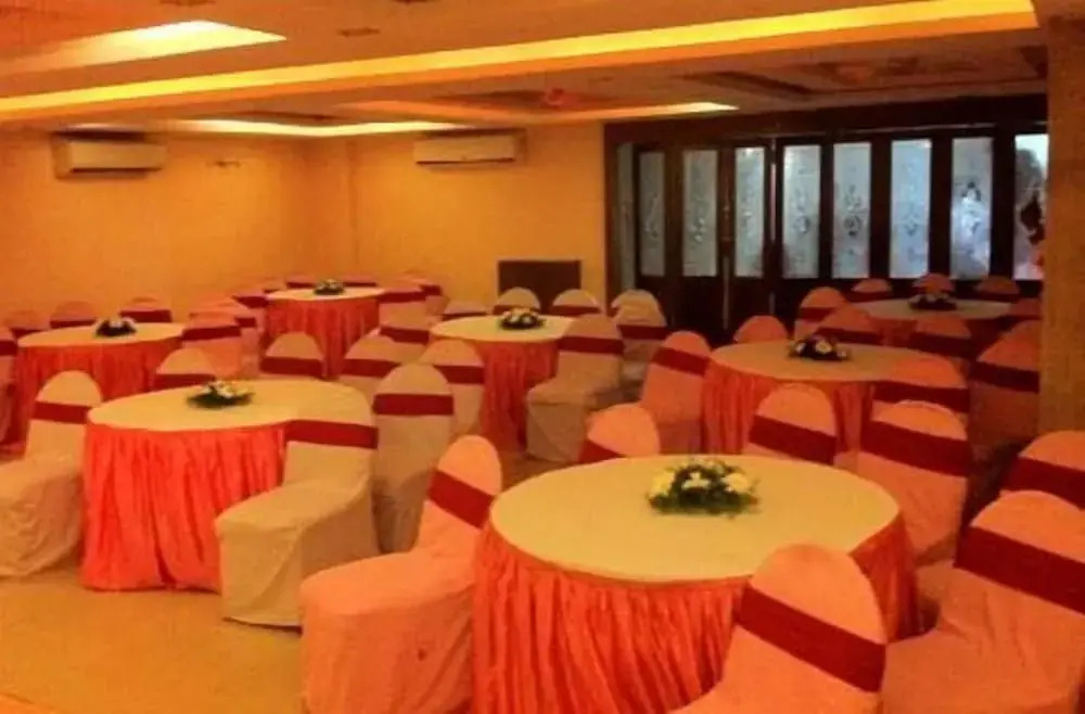 Hotel SG Comforts