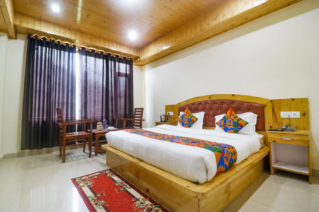 FabHotel Castle Rock Vashisht