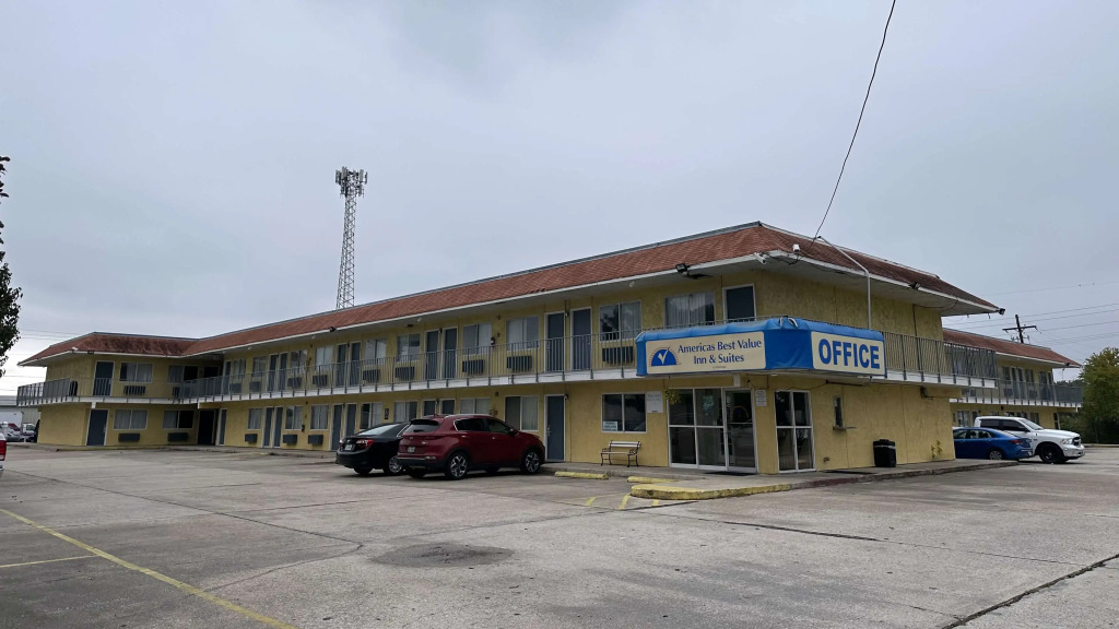 Americas Best Value Inn and Suites Groves