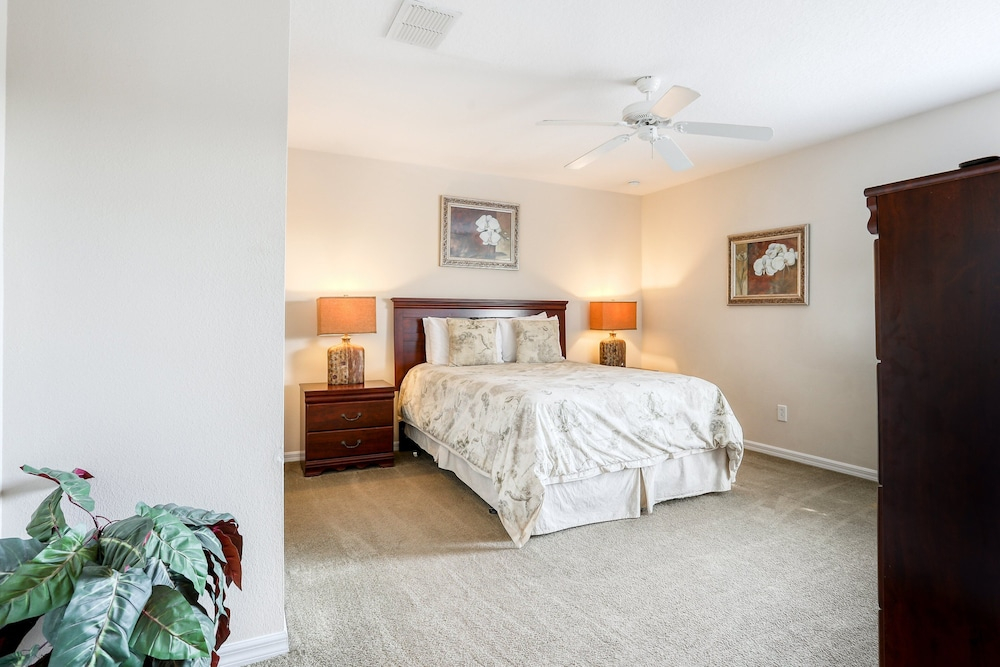 Gorgeous Home Near Disney With Private Pool, Pool Spa, On-site Gym, Tennis, AC