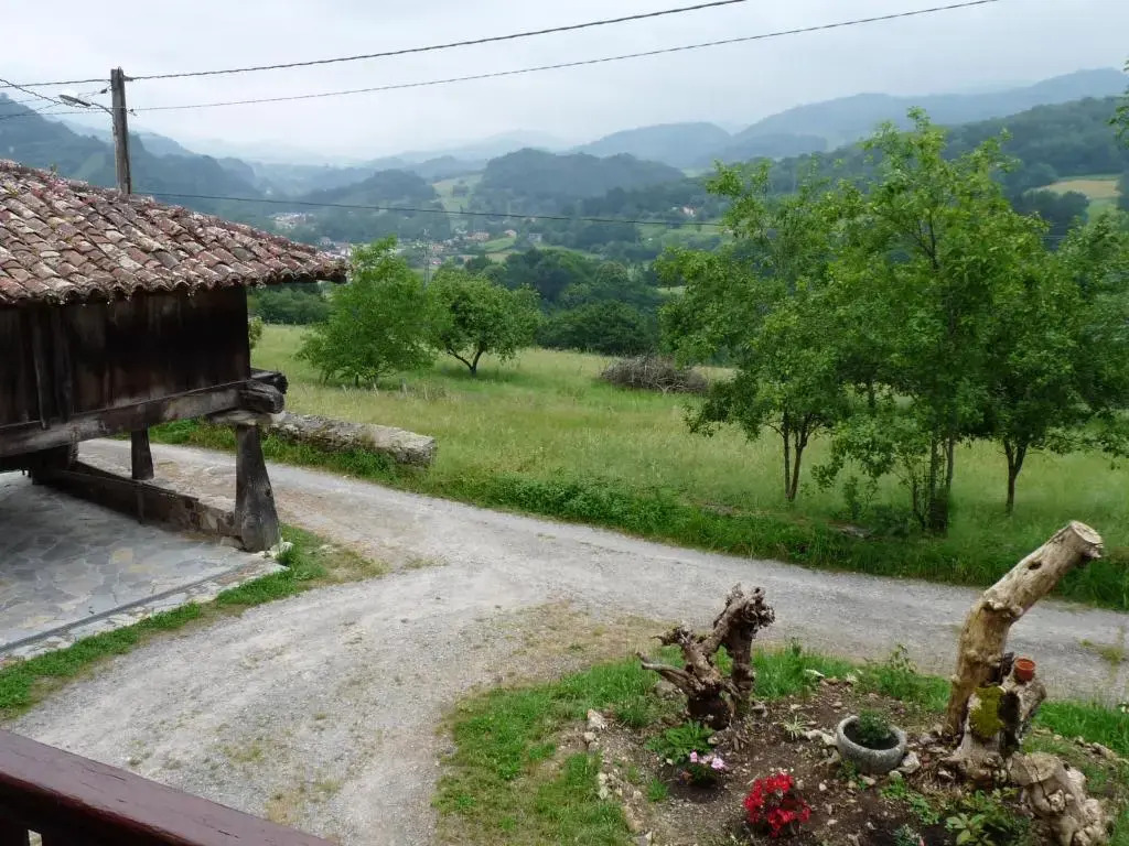 CASA IRIS, tranquilidad a 5 de Cangas de Onís