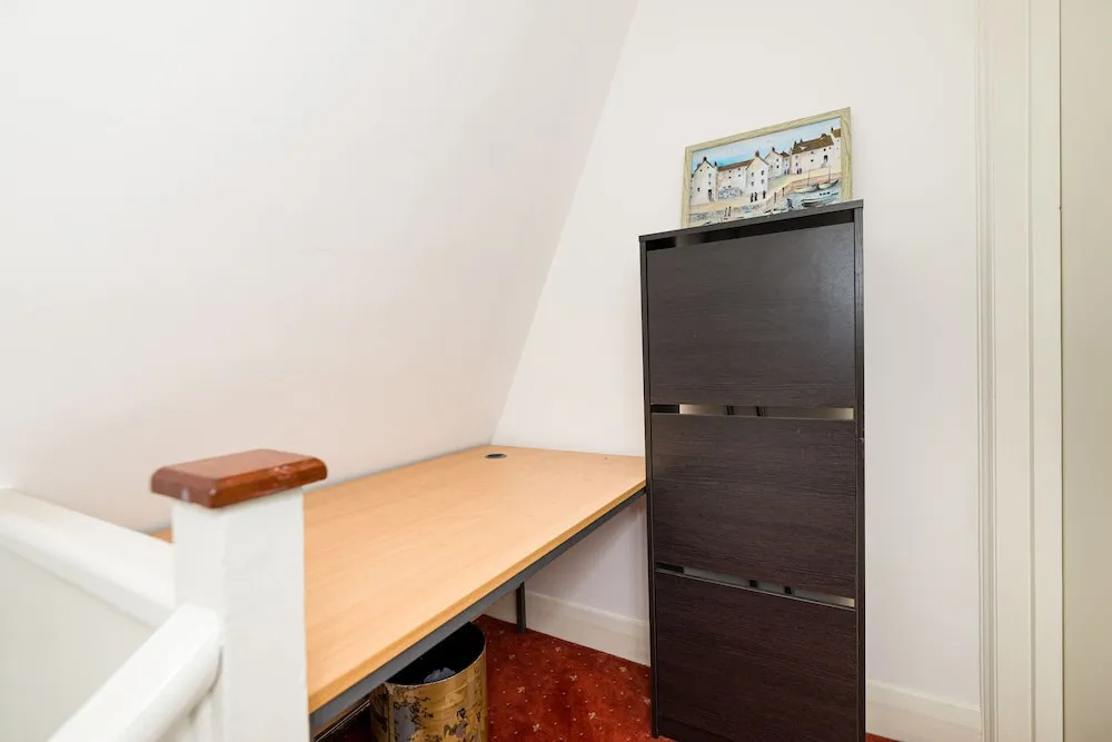 Central Richmond Studio