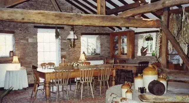 Lower Bache House
