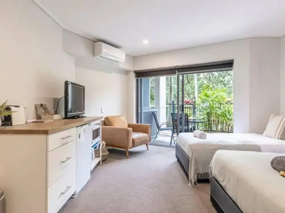 Kingscliff 2 bed apartment plunge pool at Salt Beach Resort and Spa