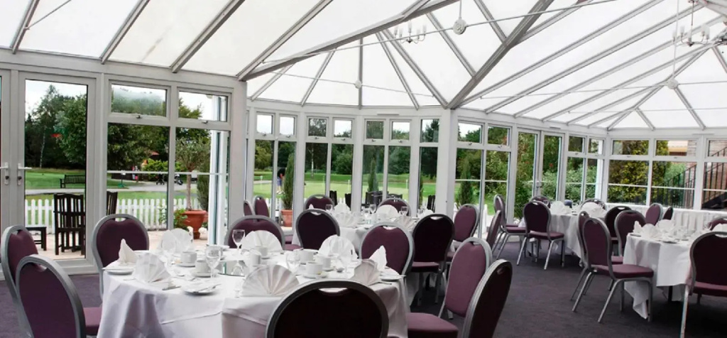The Essex Golf & Country Club Hotel