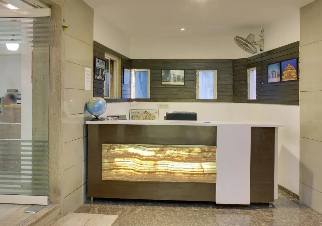 hotel kadamb inn
